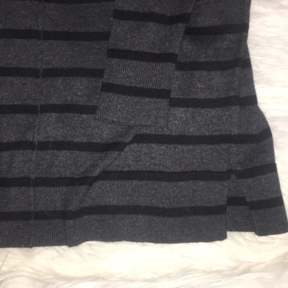 Ann Taylor Tunic Sweater - Picture 3 of 3